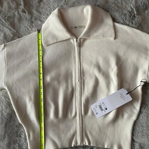 NWT Alo Scholar Knit Cropped Full zip jacket ivory - Picture 6 of 8